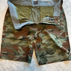 Men's Camouflage Cargo Shorts J. Crew